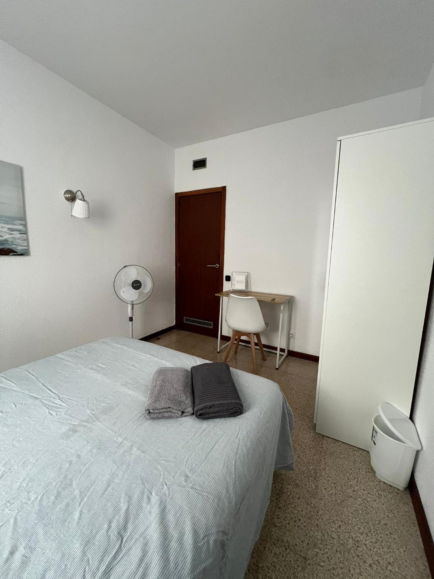 Habitacion Privada En Piso Compartido Lepanto Barcellona Esterno foto